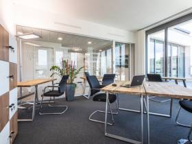 Repräsentatives und bezugsfertiges Büro oder moderne Coworking Plätze