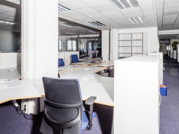 Frisch sanierte Büroeinheit in Schwieberdingen — Bild 3