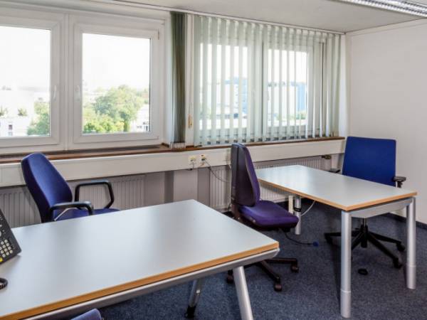 Frisch sanierte Büroeinheiten in Bürogemeinschaft in Schwieberdingen — Bild 8