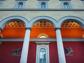 Exklusive Räumlichkeiten im Palais an der Oper im Herzen Münchens