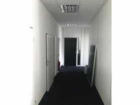 Moderner und heller Büroraum verkehrsgünstig gelegen in Hürth bei Köln