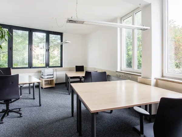 Abschließbares Büro in München (Berg am Laim) – Helle Büroräume mit Gartenblick in München-Berg am Laim — Bild 3