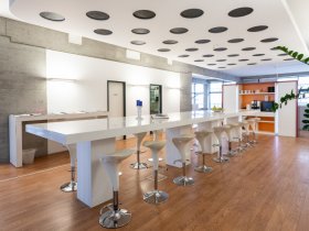 Arbeiten in Loftumgebung am Osthafen