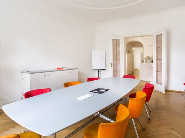 Schreibtischplatz in München (Altstadt-Lehel) – Elegante Bürogemeinschaft im Altbaustil in München-Altstadt-Lehel — Bild 8