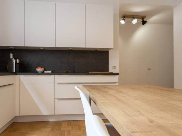 Helle Bürogemeinschaft im ruhigen Hinterhaus in Frankfurt-Ostend — Bild 3