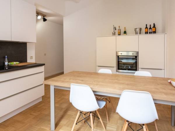 Helle Bürogemeinschaft im ruhigen Hinterhaus in Frankfurt-Ostend — Bild 5