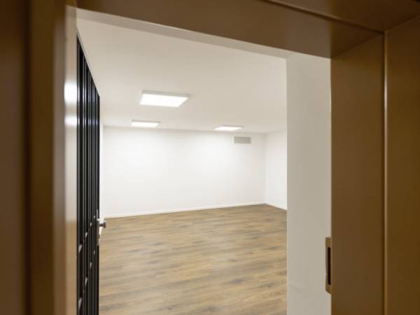 Moderne Bürogemeinschaft mit Tageslicht in Düsseldorf-Heerdt — Bild 4