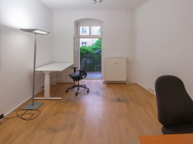 Abschließbares Büro mit Balkon,  ruhig, Toplage