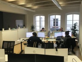 Open Space Büro sucht Gesellschaft