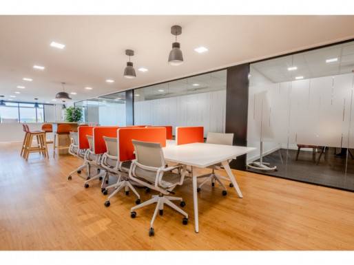 Modernes Business Center mit flexiblem Coworking in Augsburg — Bild 2