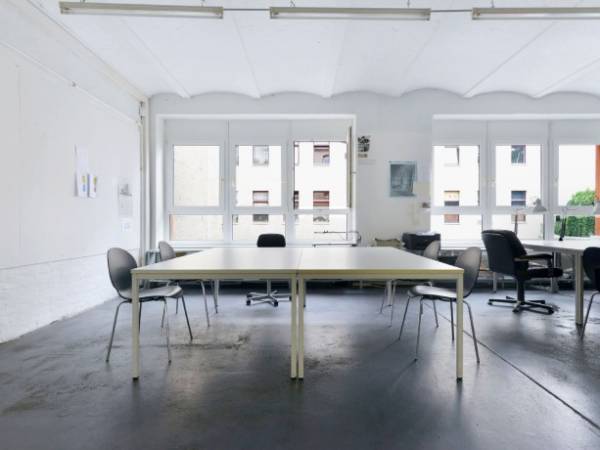Schreibtischplatz in Berlin (Kreuzberg) – Helles Coworking und Bürogemeinschaft in Berlin-Kreuzberg — Bild 5