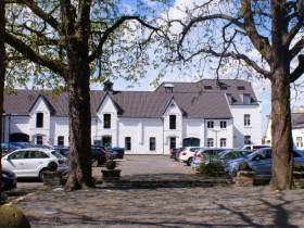 Sehr schöner und repräsentativer Loft-Büroraum in umgebautem Gutshof
