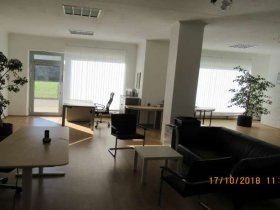 CoWorking Platz in  hellem und freundlichem Büro in Gersthofen