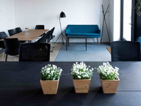 Plug&play Büro für 24 Mitarbeiter am Halleschen Tor