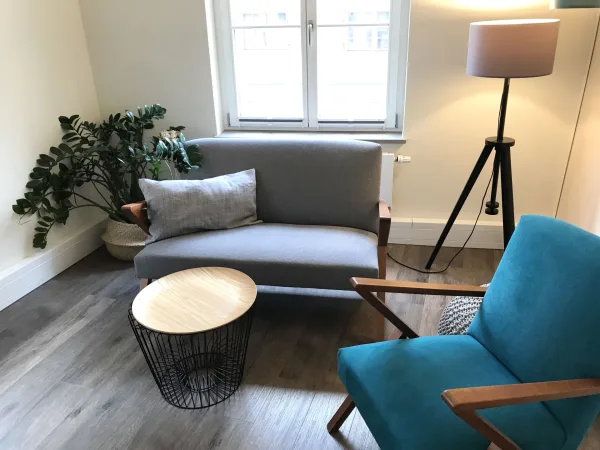 Schreibtischplatz in Wangen im Allgäu – Moderner Arbeitsplatz in kreativer Bürogemeinschaft in Wangen Altstadt — Bild 4