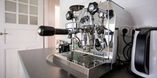 Moderne Büroräume in Bestlage in Gründerzeithaus