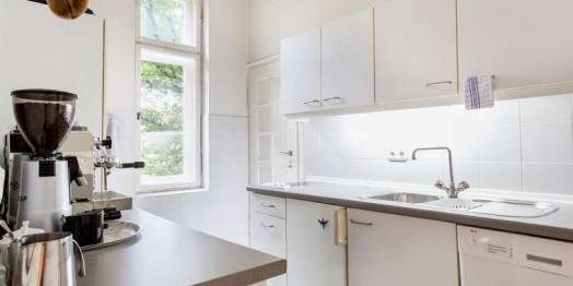 Moderne Büroräume in Bestlage in Gründerzeithaus