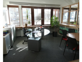 Schöne Büroräume und Lagerflächen in Kornwestheim Nähe Stuttgart