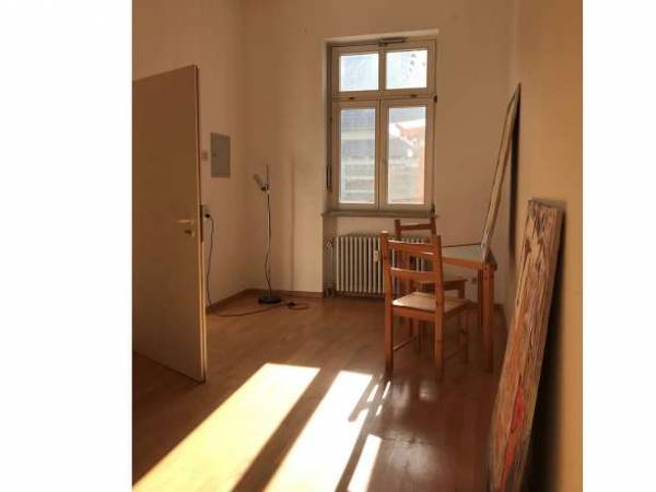 Repräsentative Bürogemeinschaft in Buchenbachs Beletage — Bild 3