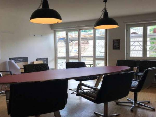 Repräsentative Bürogemeinschaft in Buchenbachs Beletage — Bild 5