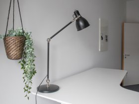 Ruhiges neu eingerichtetes Büro im 6 OG über den Dächern Berlins