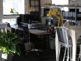 Arbeitsplätze & Büros in Coworking-Space mit viel Platz in Köln-Godorf