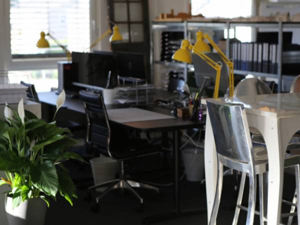 Kreativer Coworking Space im stilvollen Loft in Köln-Godorf — Bild 3