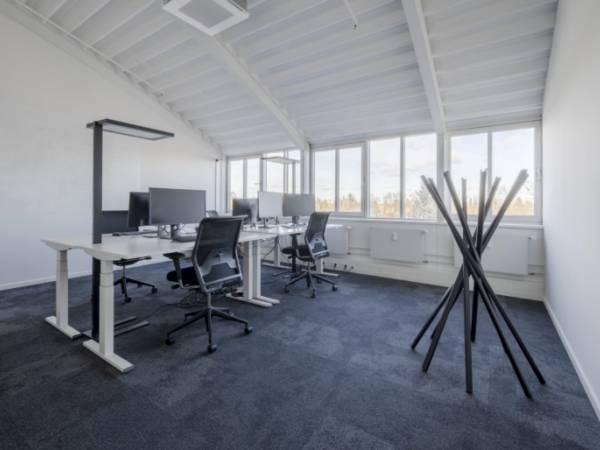 Moderne Bürogemeinschaft in München-Milbertshofen-Am Hart — Bild 3