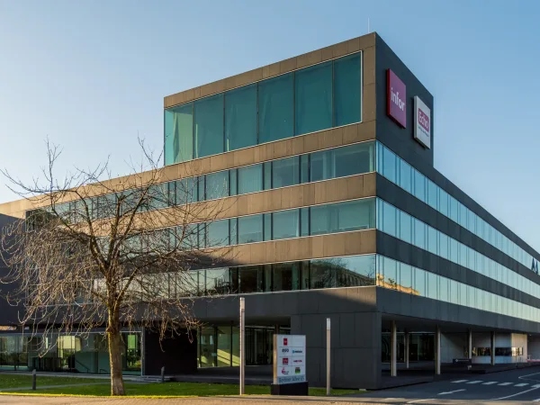 Abschließbares Büro in Darmstadt (West) – Helle, moderne Büroräume im Business Center in Darmstadt West — Bild 6