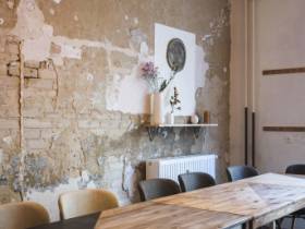 Co-Working Desks in Berlin Shabby-Chic-Style
