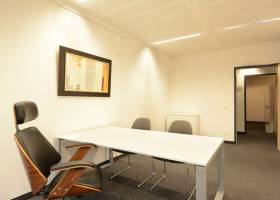 möbliertes Einzelbüro