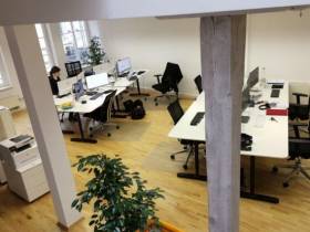 Open Space Büro sucht Gesellschaft