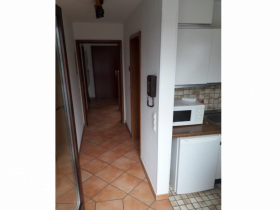 Helles und freundliches Büro mit großer Dachloggia in Wangen