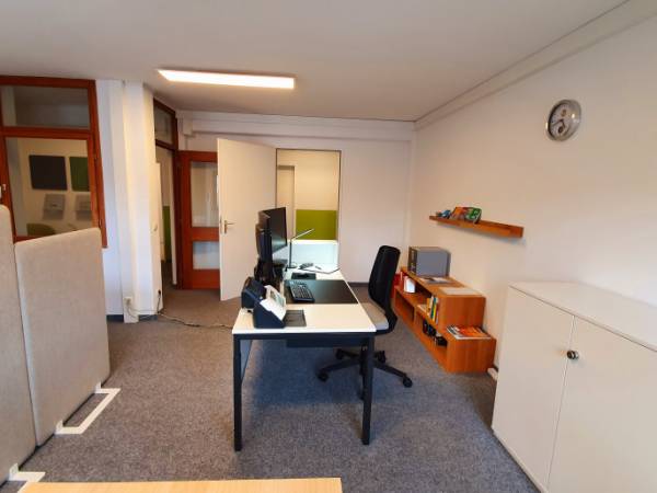 Funktionale Büros & flexible Arbeitsplätze in München Oberhaching — Bild 2