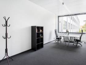 Helle Büroräume und Meetingraum in Obersendling - Büro auf Zeit
