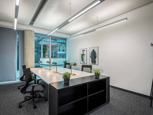 Moderner Coworking Space & flexible Büros in Frankfurt Gallus — Bild 1