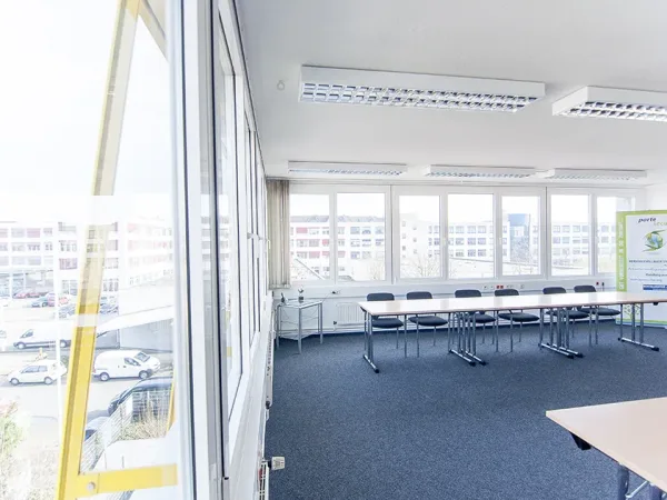 Abschließbares Büro in Düsseldorf (Lierenfeld) – Flexibles Coworking & Büros im Center Düsseldorf-Lierenfeld — Bild 3