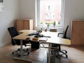 Heller und freundlicher Büroraum am Essener Stadtwald