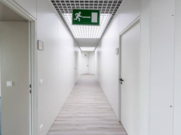 Ruhige Büroräume in renovierter Bürogemeinschaft in Fellbach — Bild 4