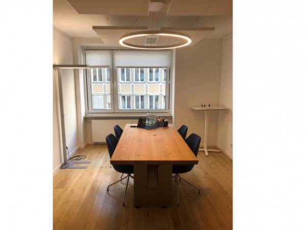 Abschließbares Büro in München (Altstadt) – Lichtdurchflutete Bürogemeinschaft in München-Altstadt — Bild 3