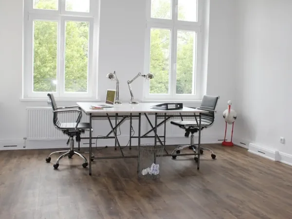 Abschließbares Büro in Berlin (Prenzlauer Berg) – Helle und kreative Bürogemeinschaft im Altbau in Berlin Prenzlauer — Bild 8
