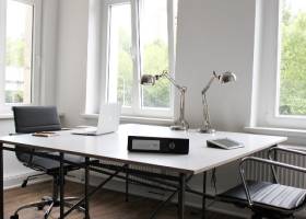 Schreibtischplätze – Foto 1