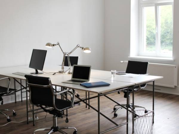 Abschließbares Büro in Berlin (Prenzlauer Berg) – Helle und kreative Bürogemeinschaft im Altbau in Berlin Prenzlauer — Bild 4