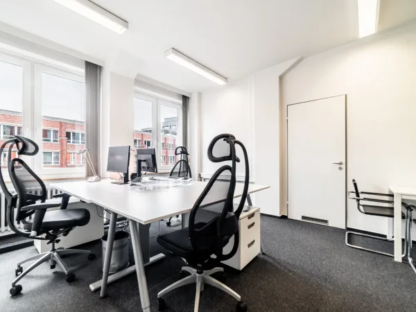 Abschließbares Büro in Hamburg (Altstadt) – Modernes Business Center mit Alsterfleet-Anleger in Hamburg-Altstadt — Bild 4