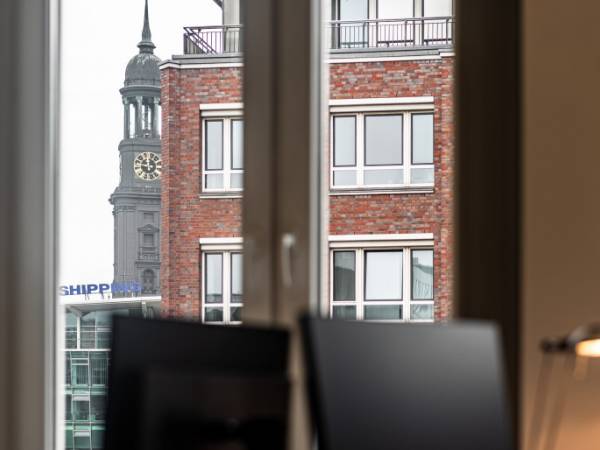 Kreatives Business Center mit Alsterfleet-Zugang in Hamburg-Altstadt — Bild 6
