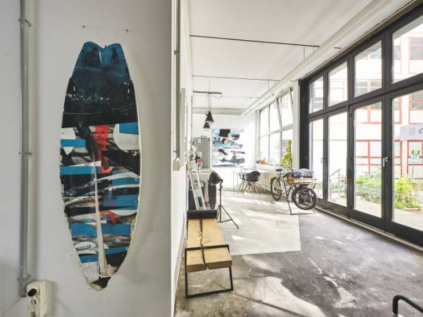 Schreibtischplatz in München (Schwanthalerhöhe) – Kreativer Arbeitsplatz im Altbau-Loft in München-Schwanthalerhöhe — Bild 2