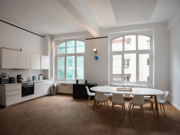 Abschließbares Büro in Düsseldorf (Friedrichstadt) – Kreative Bürogemeinschaft in Düsseldorf Friedrichstadt — Bild 5