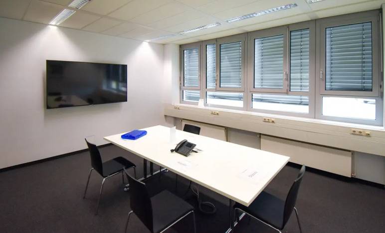 Büro  1.OG