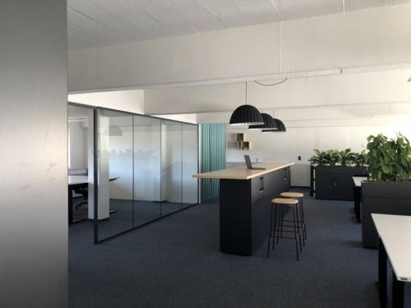 Innovatives Business Center mit offener Atmosphäre in Tettnang-Zentrum — Bild 5