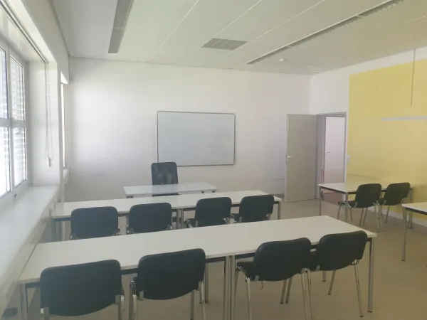 Abschließbares Büro in Klagenfurt am Wörthersee – Bürogemeinschaft in vielseitigem Gewerbeobjekt in Klagenfurt-St Peter — Bild 3